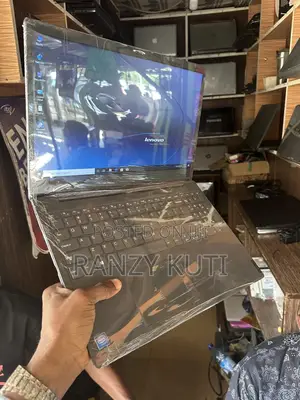 Laptop Lenovo Ideapad 3 4GB Intel Celeron HDD 500GB