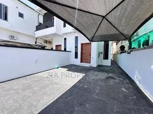4bdrm Duplex in Ikota for rent