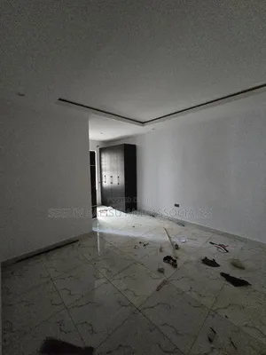 2bdrm Duplex in Omole Phase 2 for rent