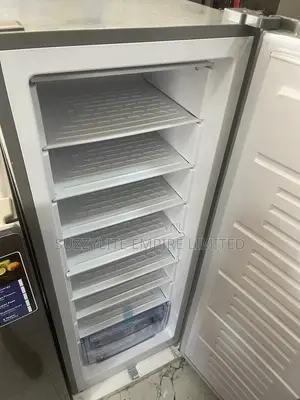 Skyrun Standing Freezer 185 Liters 185h