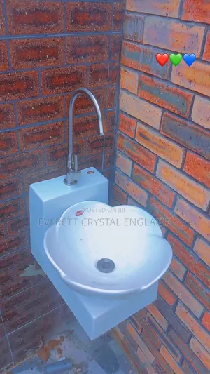 Hanging Basin and Pedestal