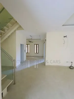 Furnished 5bdrm Duplex in Banana Island for sale