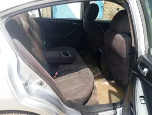 Nissan Altima 2012 Silver