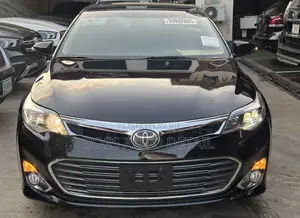 Toyota Avalon Limited 4dr Sedan (3.5L 6cyl 6A) 2015 Black