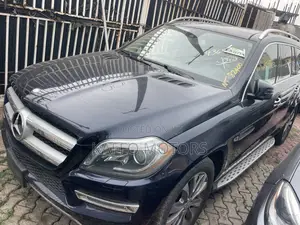 Mercedes-Benz GL-Class GL450 4MATIC 4dr SUV AWD (4.7L 8cyl Turbo 7A)