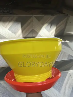 Plastic Turbo Feeder