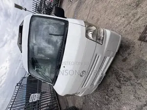 Suzuki Every 2010 White