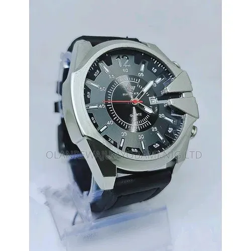 Men Solid Leather Wristwatch