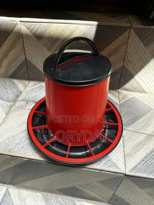 Plastic Poultry Feeder