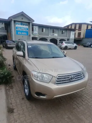 Toyota Highlander 2009 Gold