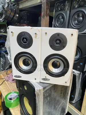 Studio Monitor