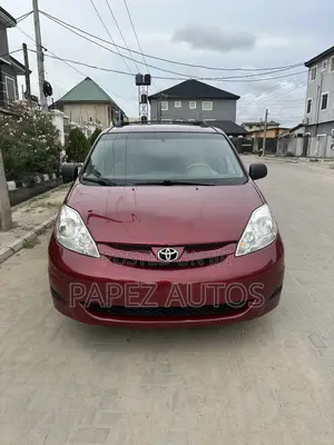 Toyota Sienna CE AWD 2006 Red