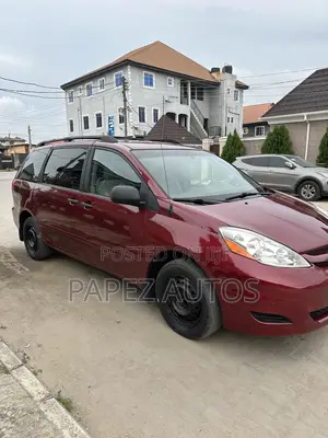 Toyota Sienna CE AWD 2006 Red