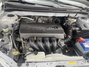 Toyota Corolla LE 2026 Silver