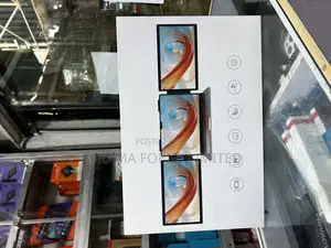 Portable Tri-Screen Monitor