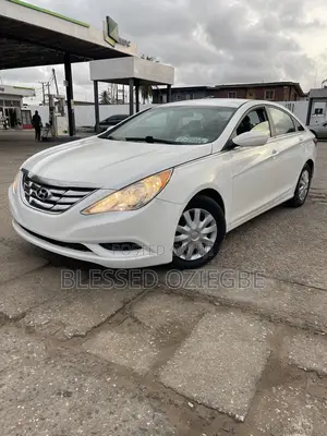 Hyundai Sonata 2012 White
