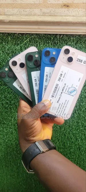 Apple iPhone 13 128 GB