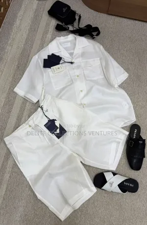 *Original Prada Irish Pure Linen Set Available in Store M —— XXL