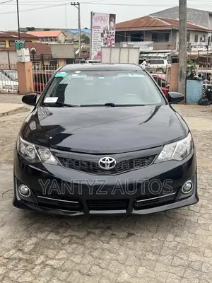 Toyota Camry SE 4dr Sedan (2.5L 4cyl 6A) 2012 Black
