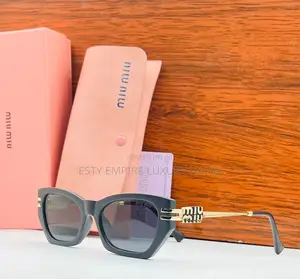 High Quality Luxury Miu Miu Glasses
