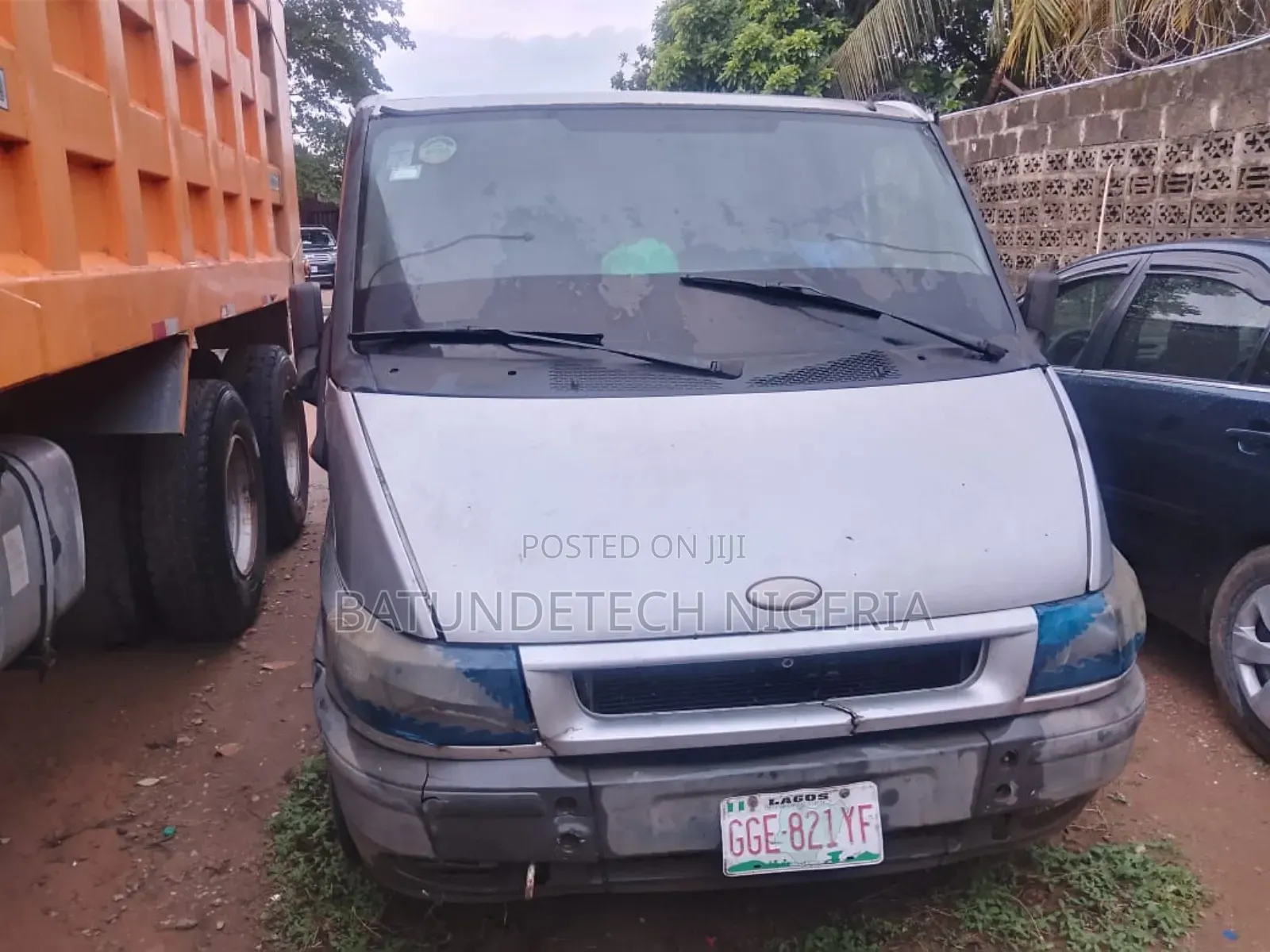 Ford Transit 2000 Grey