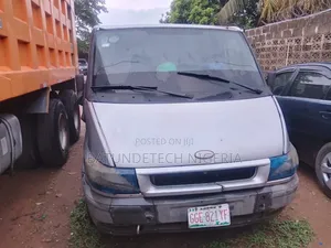Ford Transit 2000 Grey