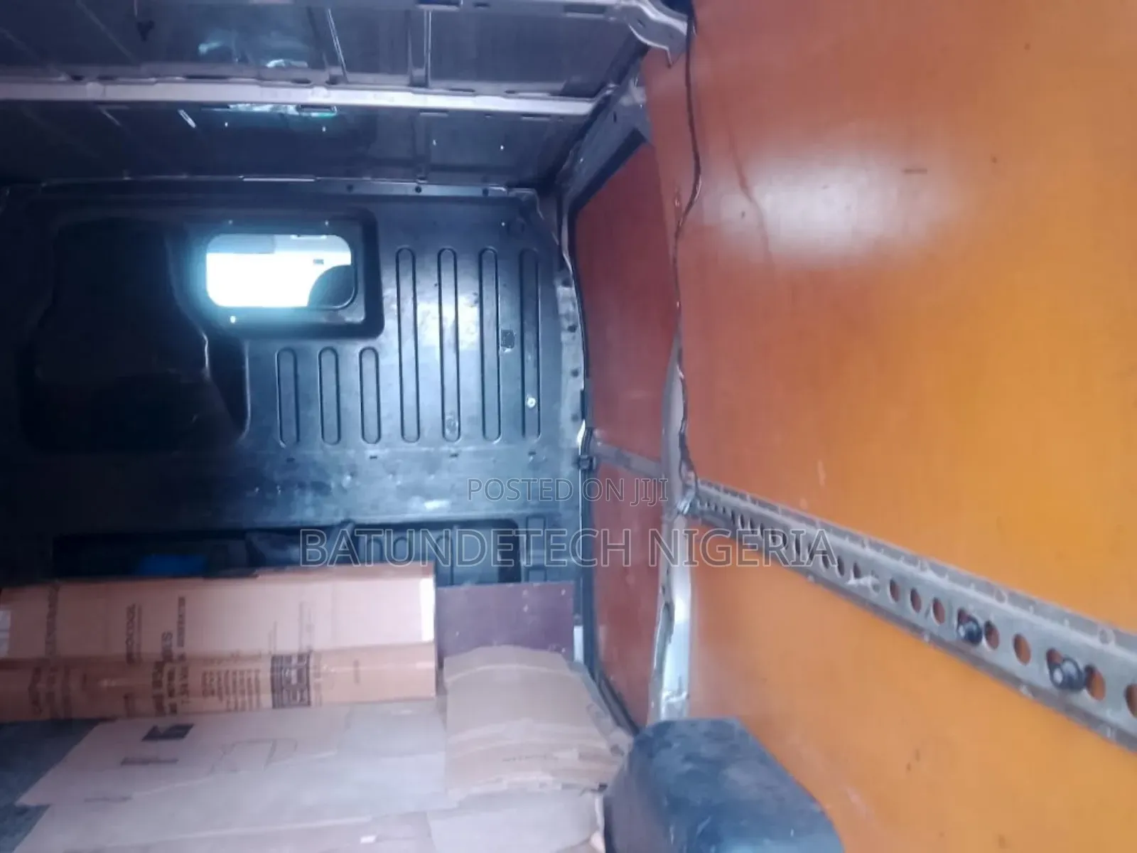 Ford Transit 2000 Grey