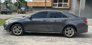 Toyota Camry LE 4dr Sedan (2.5L 4cyl 6A) 2013 Gray