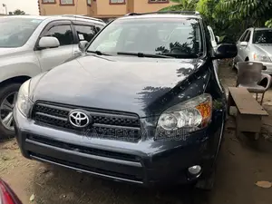 Toyota RAV4 2.0 VVT-i 2008 Gray