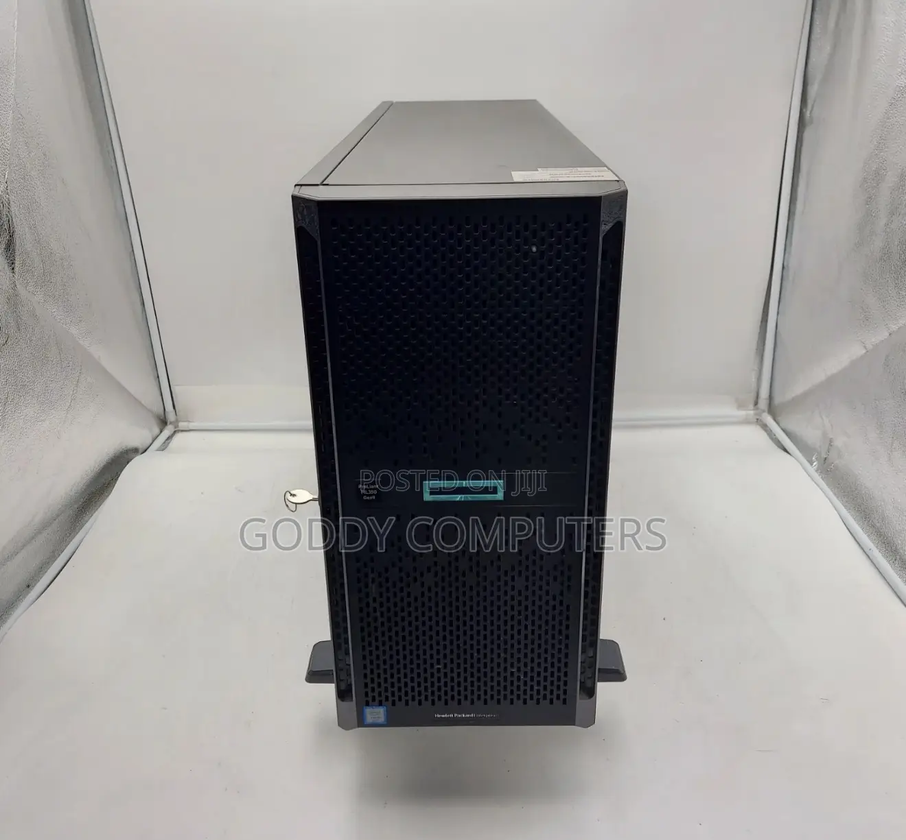 Server HP ProLiant ML 32GB Intel Xeon HDD 2T