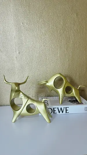 Bull Decor Figurine