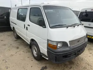 Toyota HiAce 1999 White