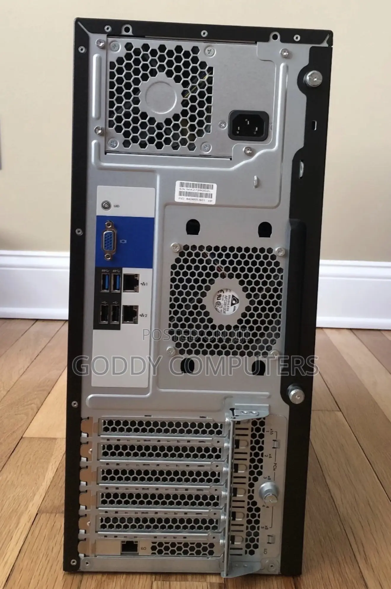 Server HP ProLiant ML 32GB Intel Xeon HDD 1T