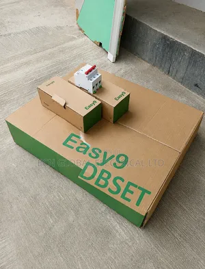 Original Schneider Easy9 D12 3-Phase TPN Distribution Board (Db Set)