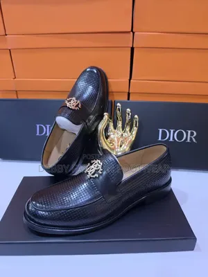 Discover Elegance With Dior Men’S Shoes