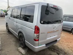 Toyota HiAce 2010 Silver