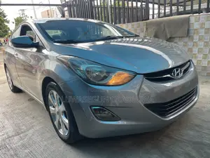 Hyundai Elantra GLS 2011 Silver