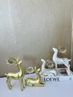 Beautiful Deer Figurine Decor Set