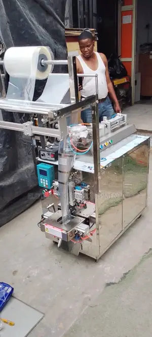 Liquid Packaging Machine