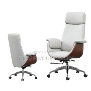 Executive Boss Swivel Office Chair - White