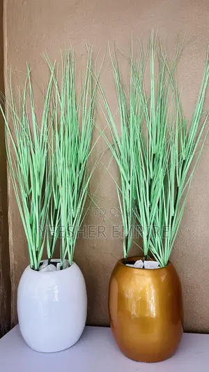 Artificial Grass Flower Vase