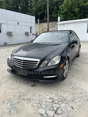 Mercedes-Benz E350 Base 4dr 4Matic Sedan AWD (3.5L 6cyl 7A) 2012 Black