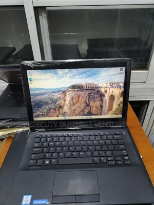 Laptop Dell Latitude E7270 8GB Intel Core i5 SSD 256GB