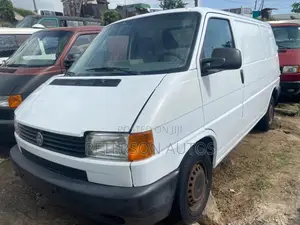 Volkswagen Transporter 2000 White