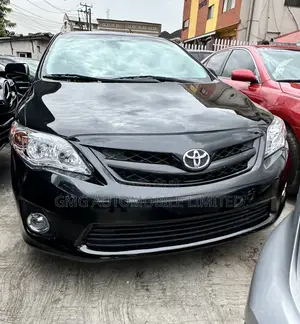 Toyota Corolla LE 4dr Sedan (1.8L 4cyl 4A) 2012 Black