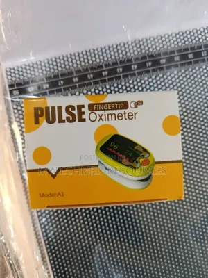 Infant and Neonate Finger Pulse Oximeter