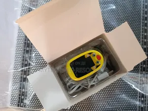 Infant and Neonate Finger Pulse Oximeter