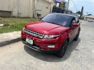 Land Rover Range Rover Evoque Pure AWD 5-Door 2013 Red