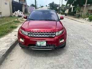 Land Rover Range Rover Evoque Pure AWD 5-Door 2013 Red