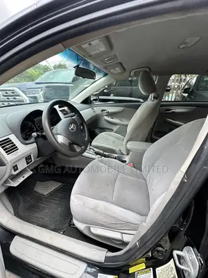 Toyota Corolla LE 4dr Sedan (1.8L 4cyl 4A) 2012 Black